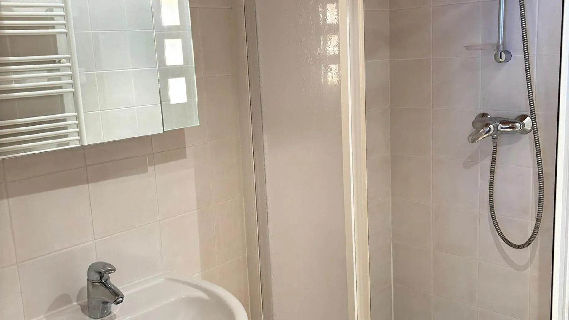 Appartement 3 Chambres Avec Balcon, Proche Des Pistes, Parking, Wifi, Tv Avec Netflix Et Amazon. - Fr-1-623-79 Les Gets 0*,  France