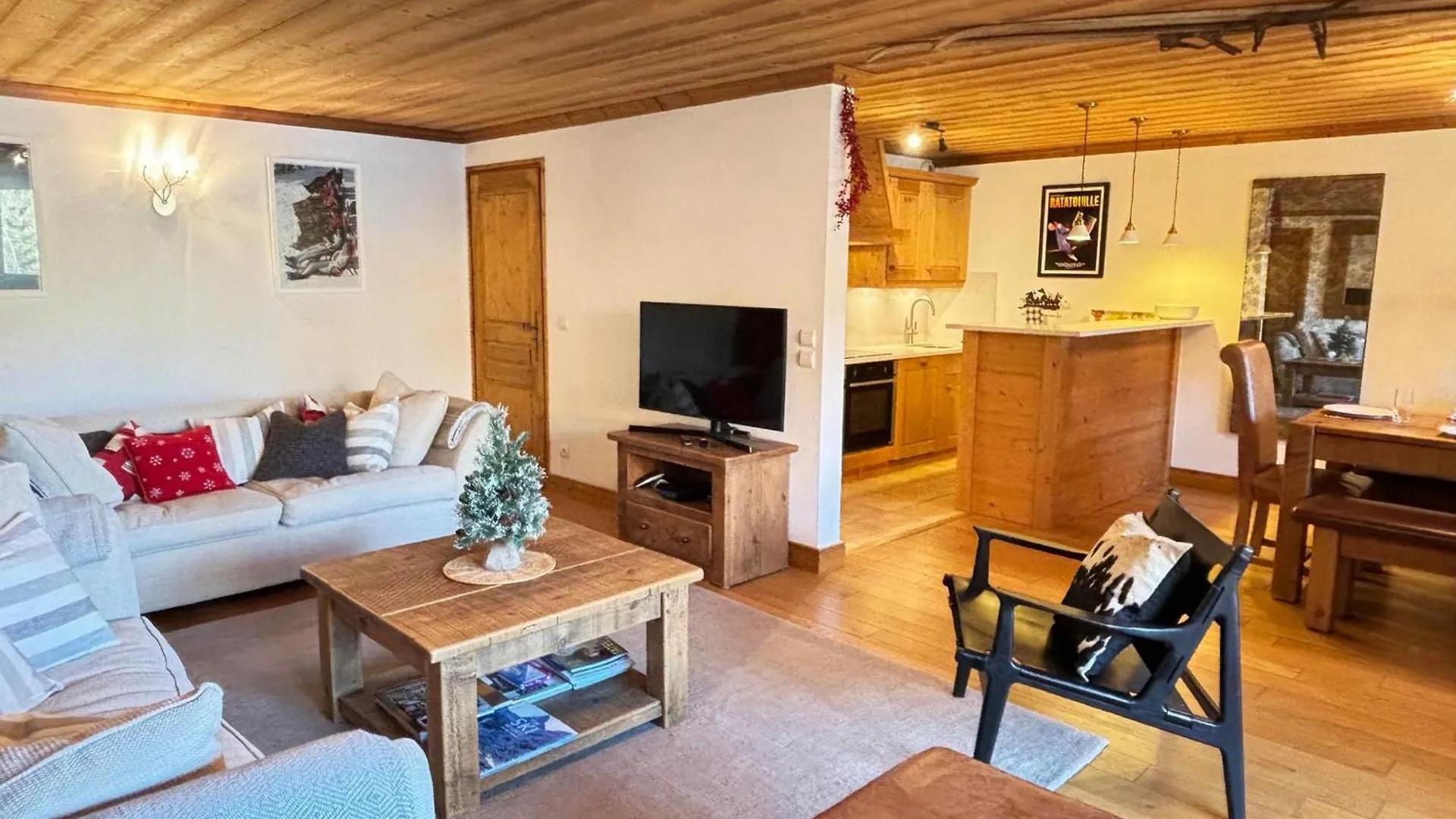 Appartement 3 Chambres Avec Balcon, Proche Des Pistes, Parking, Wifi, Tv Avec Netflix Et Amazon. - Fr-1-623-79 Les Gets