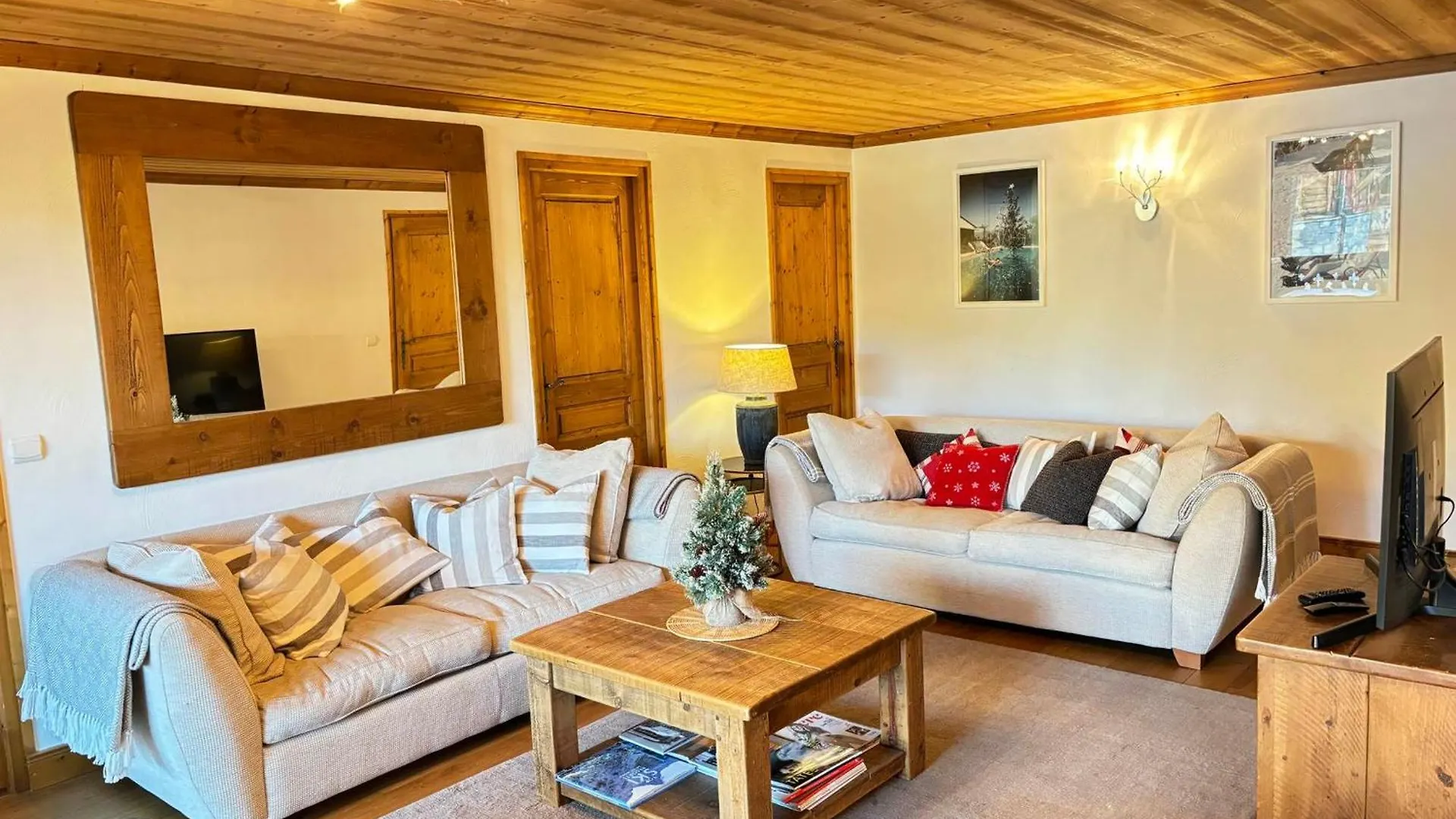 Appartement 3 Chambres Avec Balcon, Proche Des Pistes, Parking, Wifi, Tv Avec Netflix Et Amazon. - Fr-1-623-79 Les Gets
